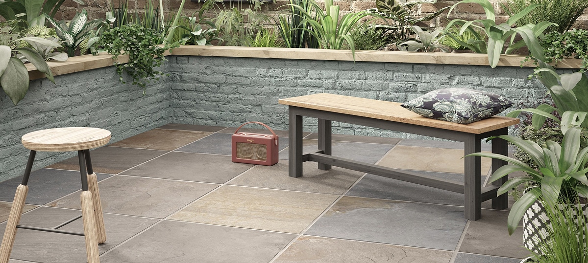 A step-by-step guide to laying outdoor tiles for a stunning patio